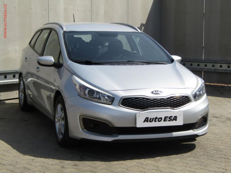 Kia Cee'd - hlavní foto
