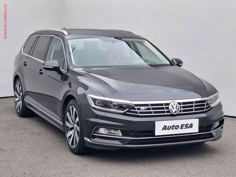 Volkswagen Passat - hlavní fotka inzerátu