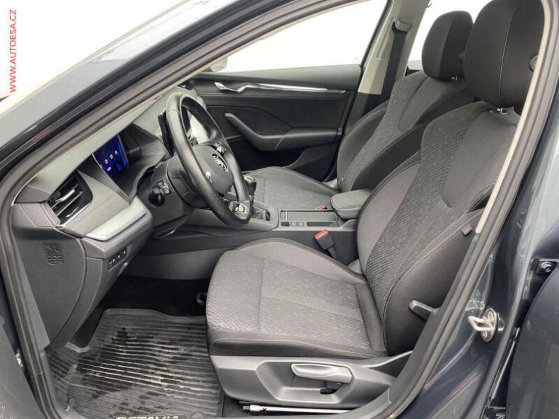 Škoda Octavia - hlavní fotka