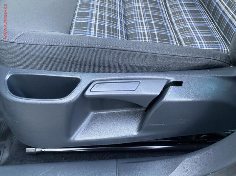 Škoda Octavia - hlavní fotka