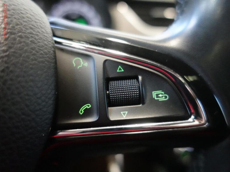 Škoda Octavia - hlavní fotka