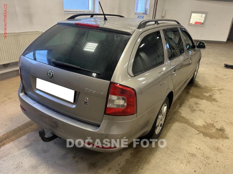 Škoda Octavia - hlavní fotka