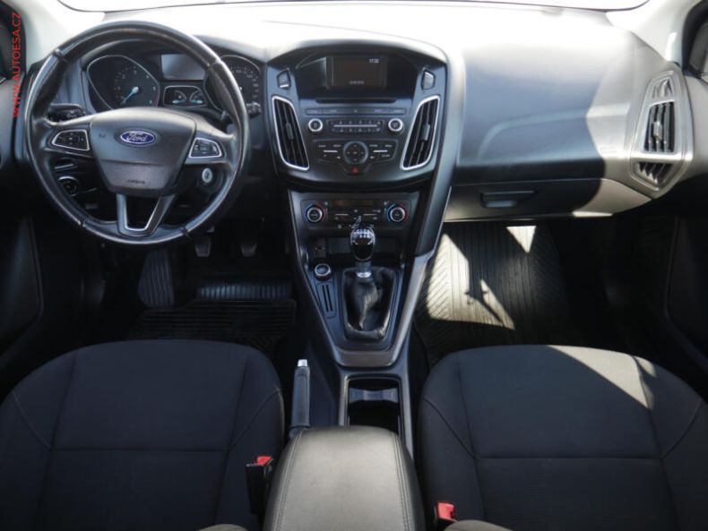 Ford Focus - hlavní fotka