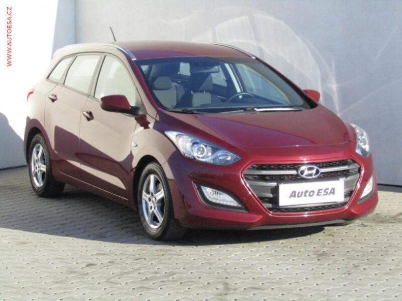 Hyundai i30 - hlavní foto