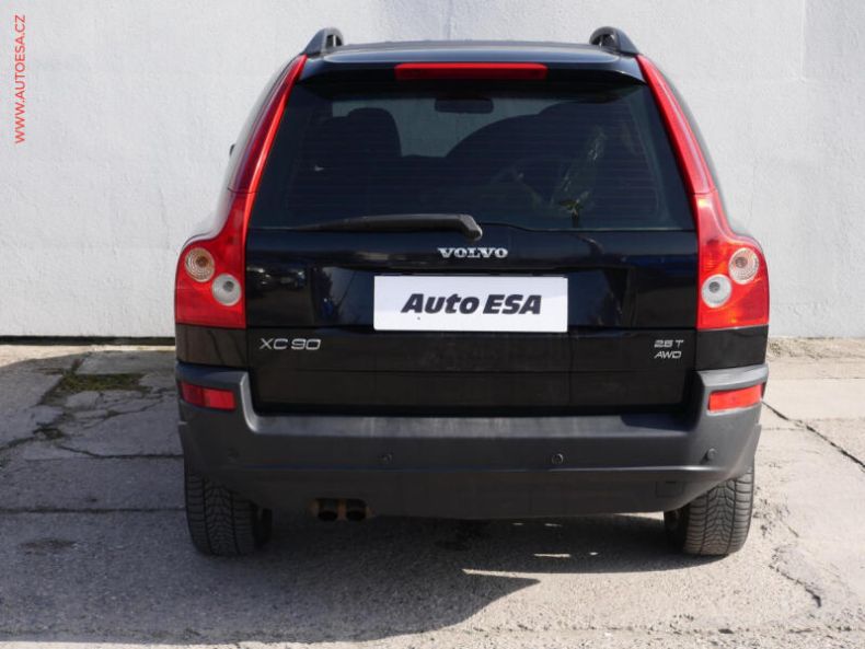 Volvo XC90 - hlavní fotka