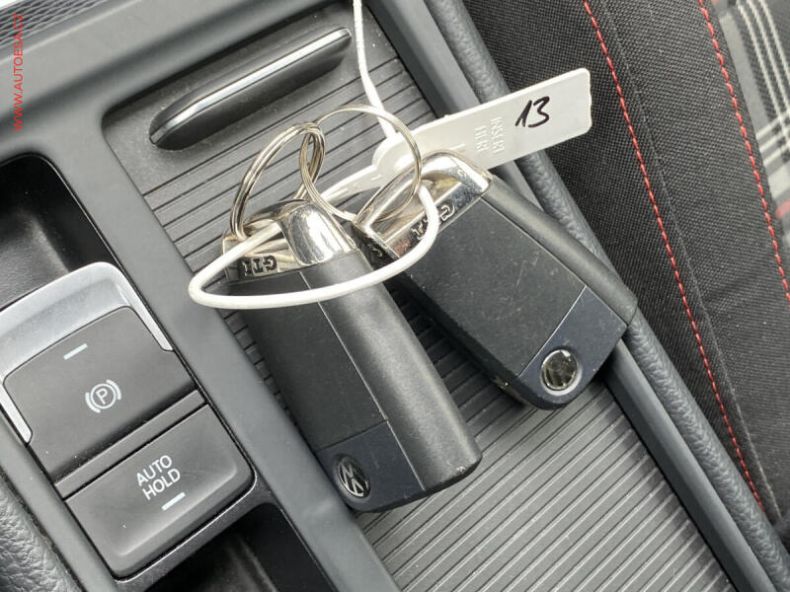 Volkswagen Golf - hlavní fotka