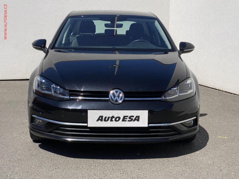 Volkswagen Golf - hlavní fotka