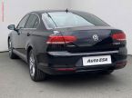 Volkswagen Passat - fotka číslo 5