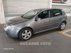 Volkswagen Golf - fotka číslo 0