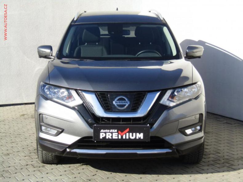 Nissan X-Trail - hlavní fotka