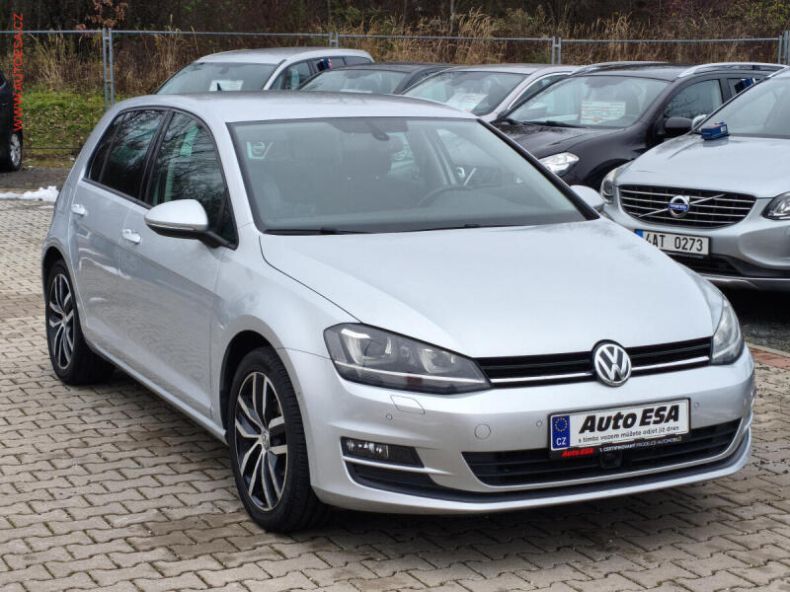Volkswagen Golf - hlavní fotka inzerátu