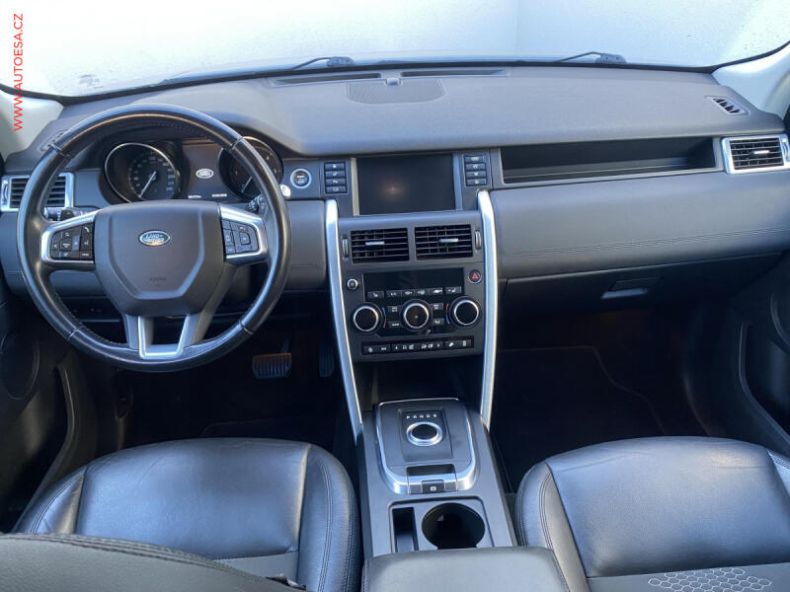 Land Rover Discovery - hlavní fotka