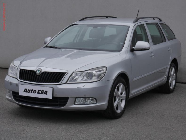 Škoda Octavia - hlavní fotka