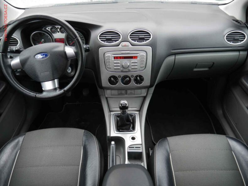 Ford Focus - hlavní fotka