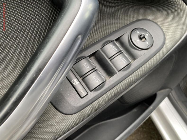 Ford Galaxy - hlavní fotka