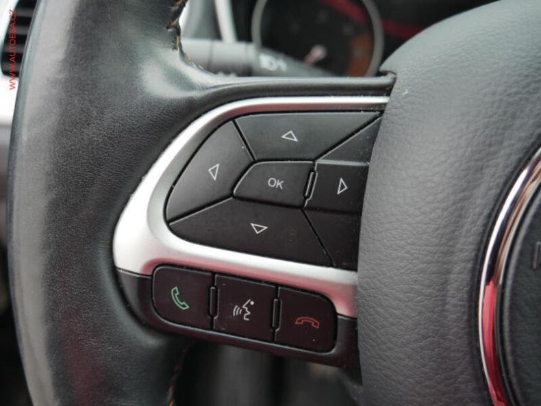 Jeep Compass - hlavní fotka