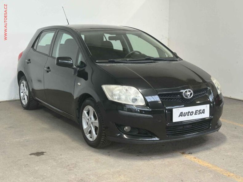 Toyota Auris - hlavní fotka inzerátu
