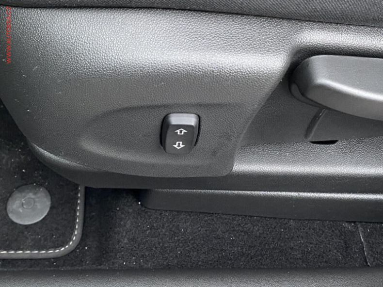 Opel Crossland X - hlavní fotka