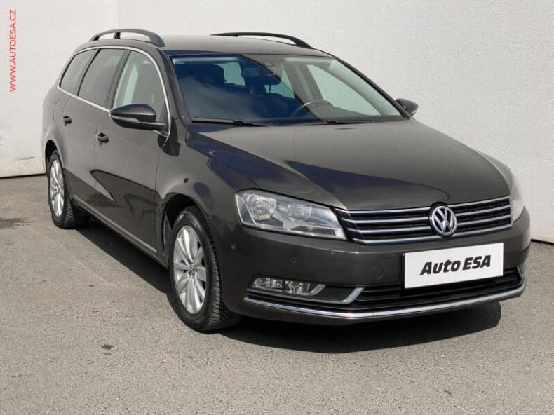 Volkswagen Passat - hlavní fotka inzerátu