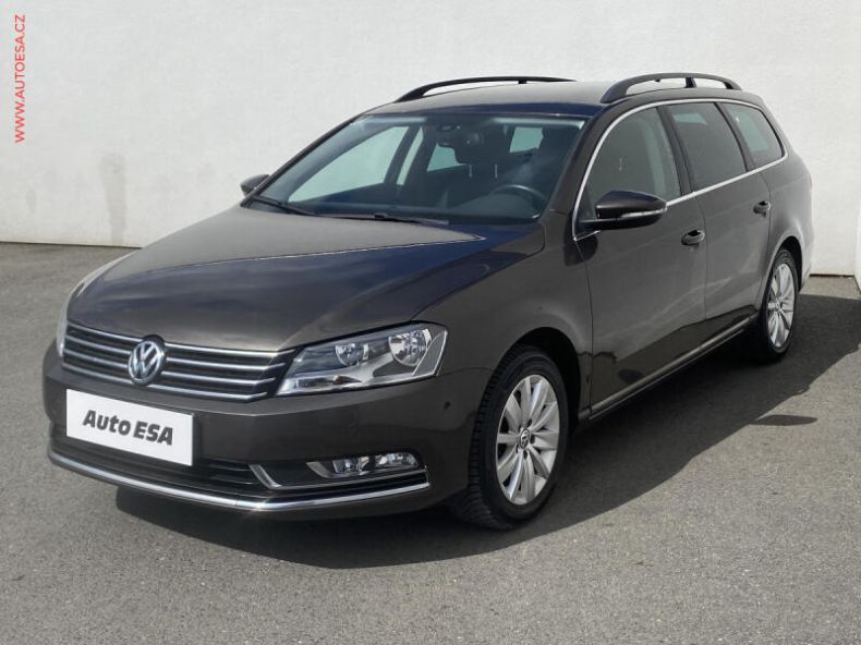 Volkswagen Passat - hlavní fotka