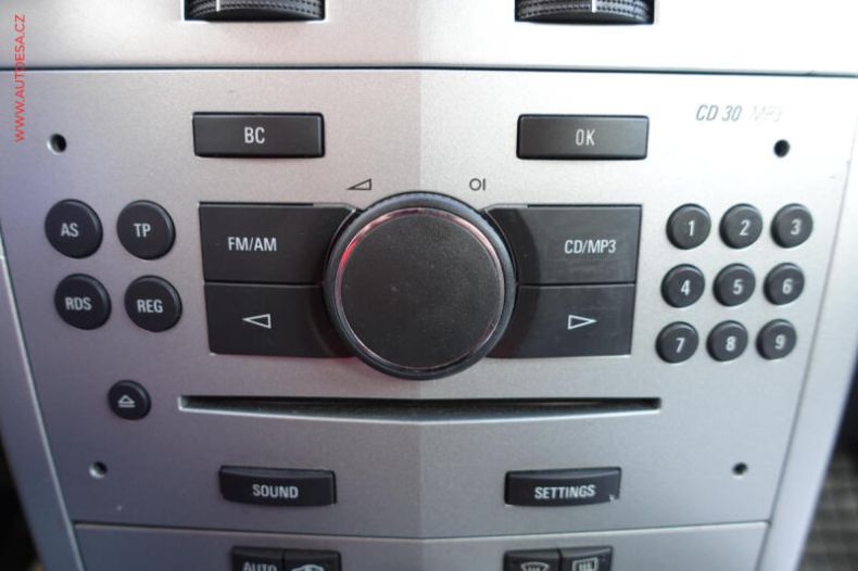 Opel Astra - hlavní fotka