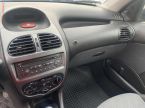 Peugeot 206 - fotka číslo 13