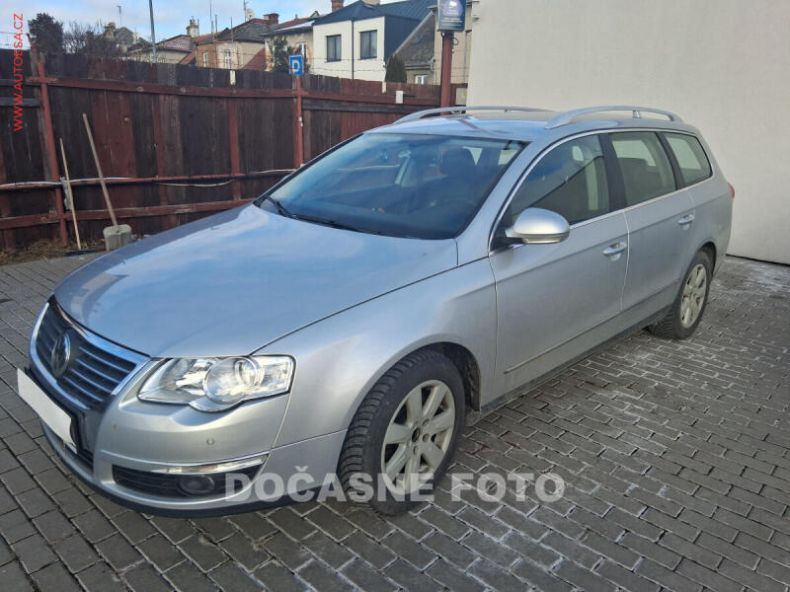 Volkswagen Passat - hlavní fotka inzerátu