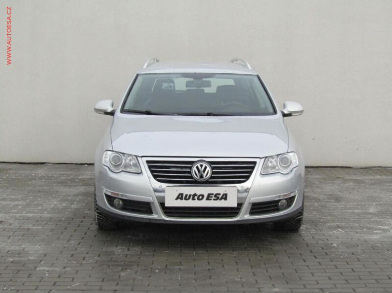 Volkswagen Passat - hlavní fotka