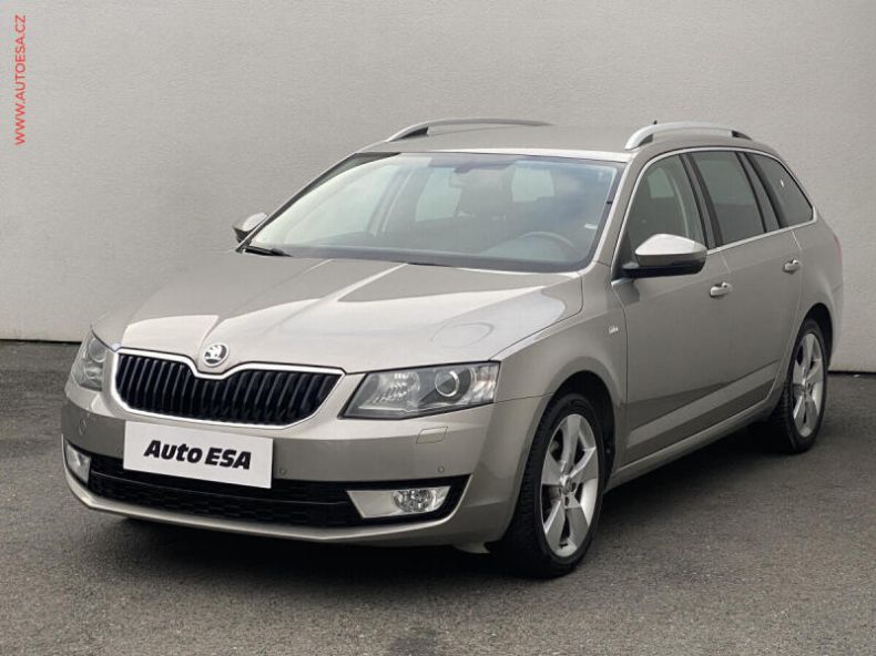 Škoda Octavia - hlavní fotka