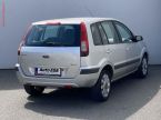 Ford Fusion - fotka číslo 3
