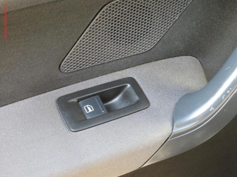 Volkswagen Touran - hlavní fotka