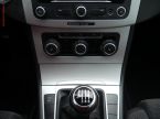 Volkswagen Passat - fotka číslo 13