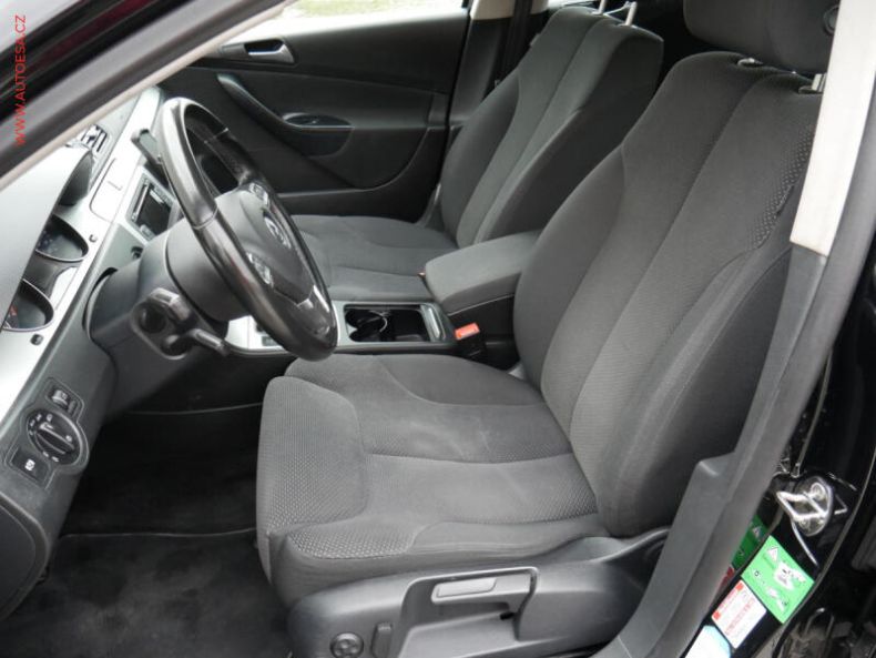 Volkswagen Passat - hlavní fotka