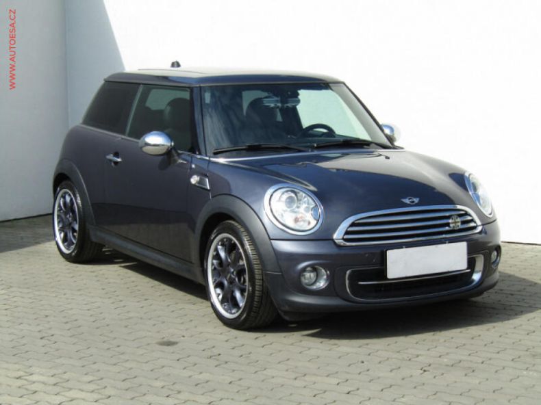 Mini Cooper - hlavní foto