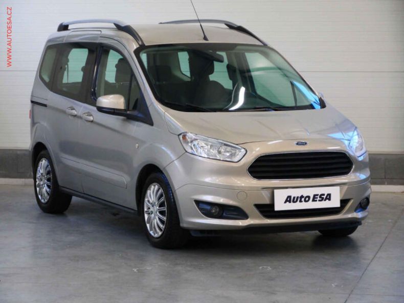 Ford Tourneo - hlavní foto