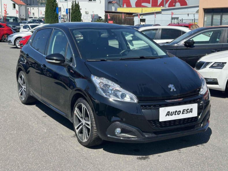 Peugeot 208 - hlavní fotka inzerátu