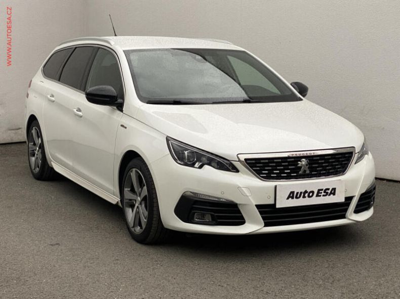 Peugeot 308 - hlavní foto