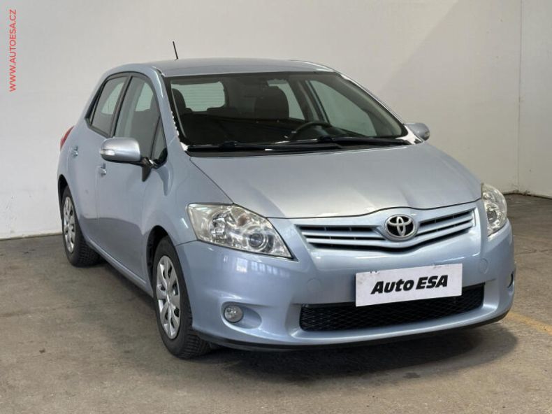 Toyota Auris - hlavní foto