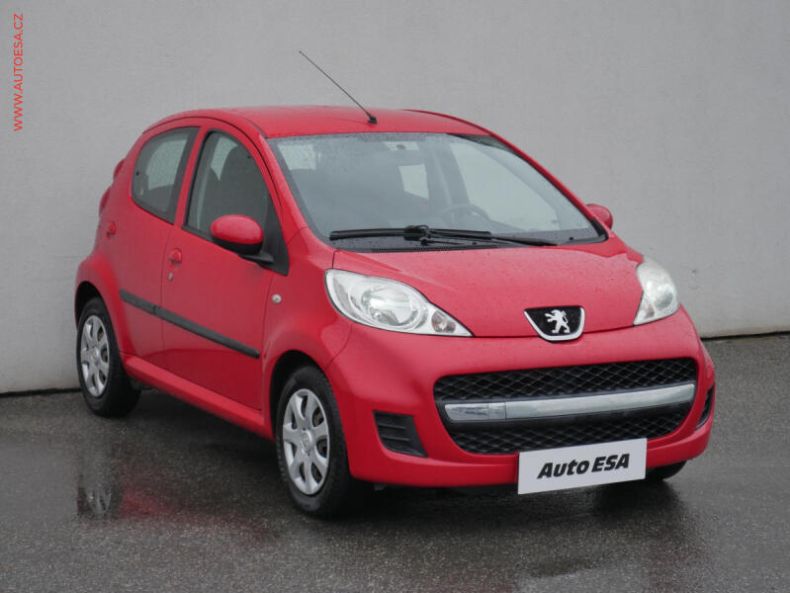Peugeot 107 - hlavní foto