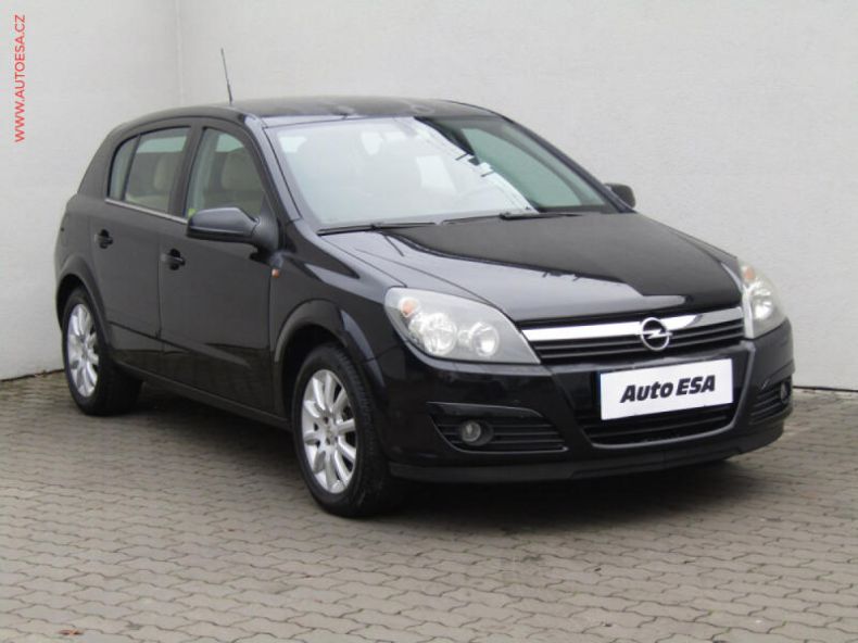 Opel Astra - hlavní fotka inzerátu