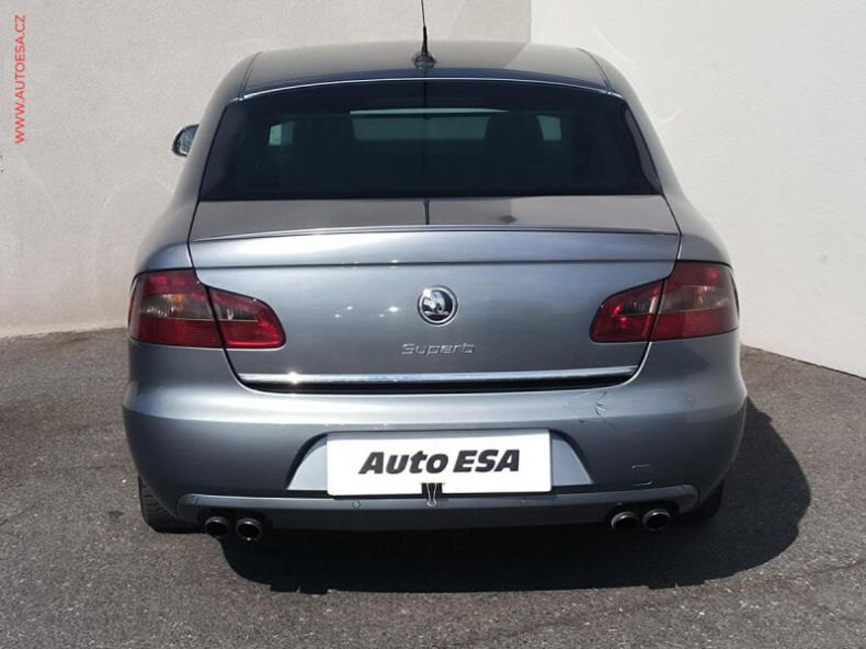 Škoda Superb - hlavní fotka