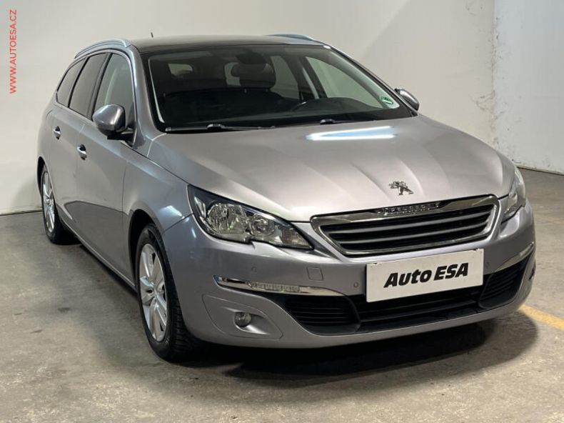 Peugeot 308 - hlavní foto