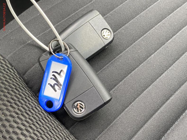 Volkswagen Golf - hlavní fotka