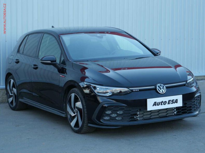 Volkswagen Golf - hlavní foto