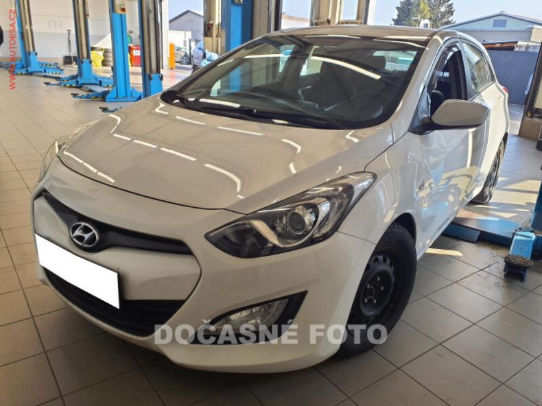 Hyundai i30 - hlavní foto