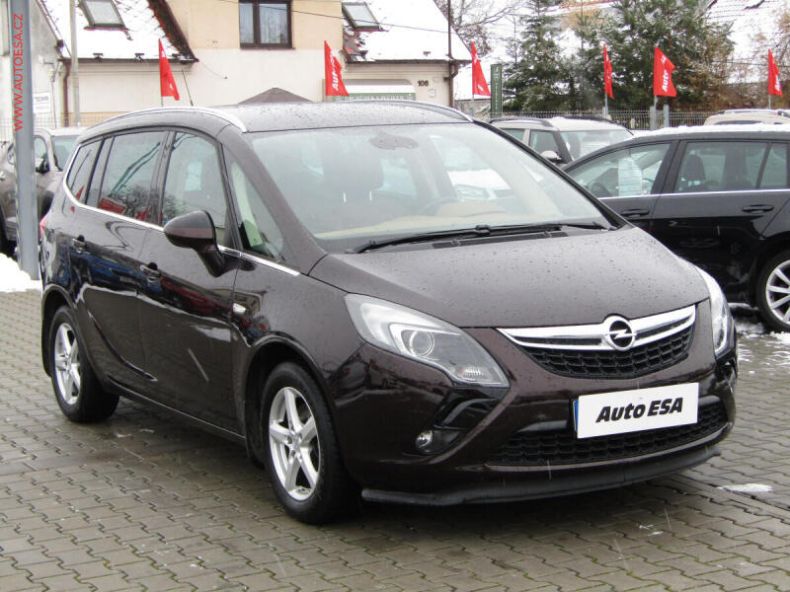 Opel Zafira - hlavní foto