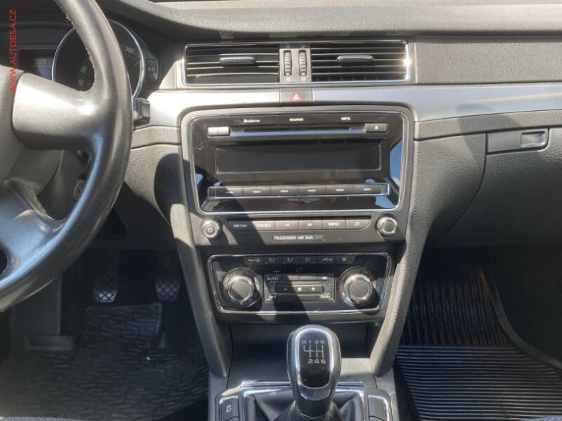 Škoda Superb - hlavní fotka