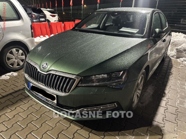 Škoda Superb - hlavní foto