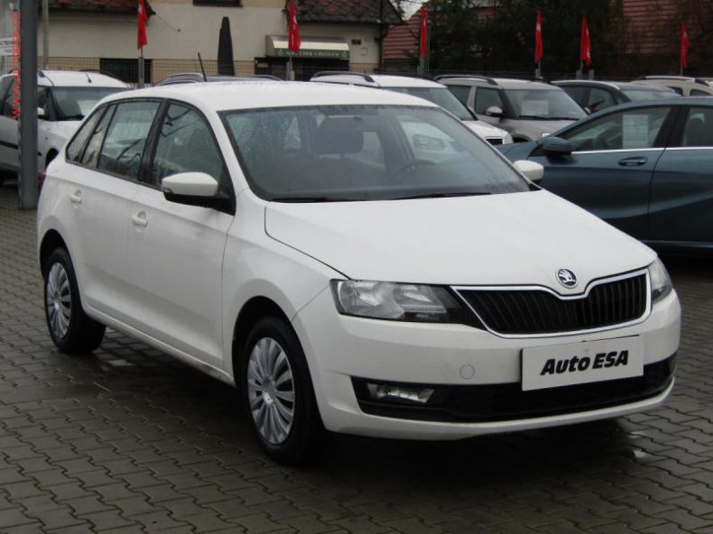 Škoda Rapid - hlavní foto
