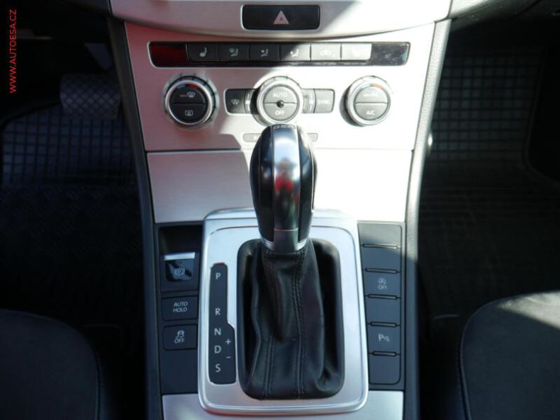 Volkswagen Passat - hlavní fotka